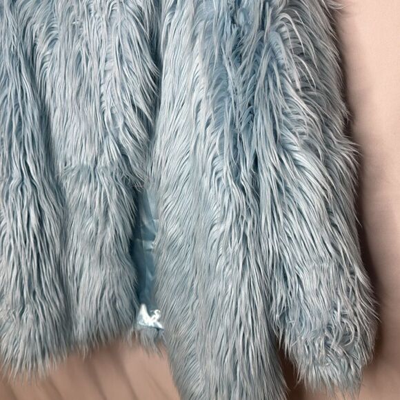 Taylor Swift “Lavender Haze” Inspired Shaggy Blue Jacket. Size Small. - Picture 3 of 7